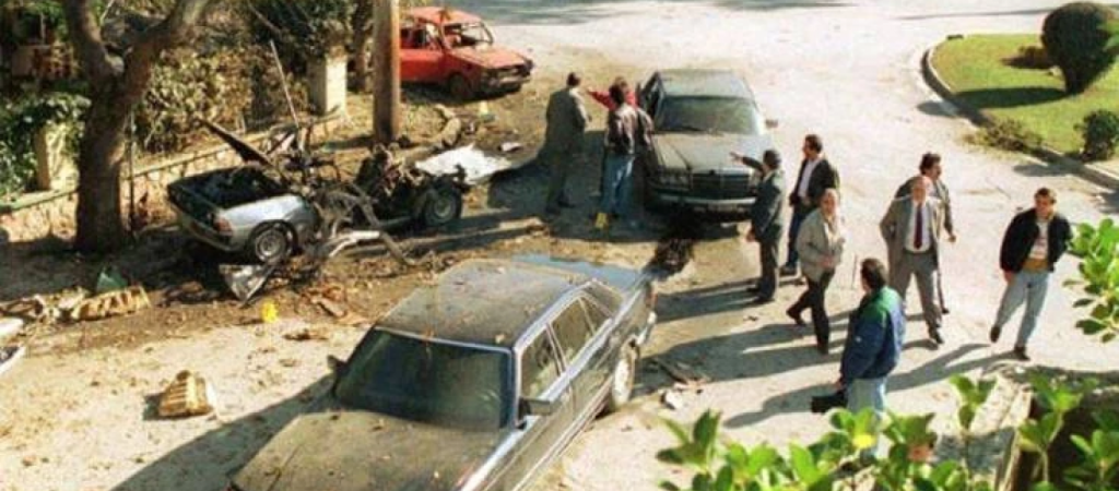 Τα σημαντικότερα γεγονότα σαν σήμερα – Το θωρακισμένο αυτοκίνητο σώζει τον Β.Βαρδινογιάννη από χτύπημα της 17Ν