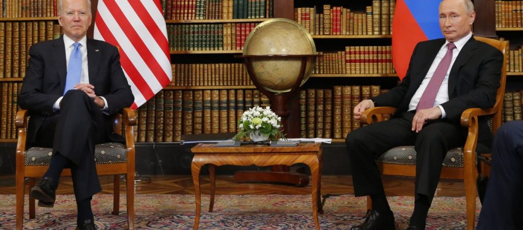 Μόσχα: Η προετοιμασία για τη συνάντηση Μπάιντεν-Πούτιν έχει ξεκινήσει