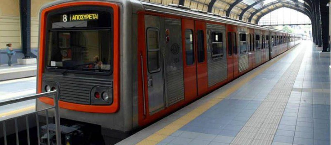 ΣΤΑΣΥ: Τι ανακοίνωσε μετά τον αγώνα ΑΕΚ – Ολυμπιακός – Βανδαλισμοί σε συρμούς του Ηλεκτρικού (φωτό)