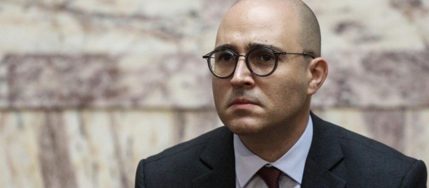 Κ.Μπογδάνος: «Να πληρώνονται οι βουλευτές για τη συμμετοχή τους στην εξεταστική – Είναι πιο σώφρων»