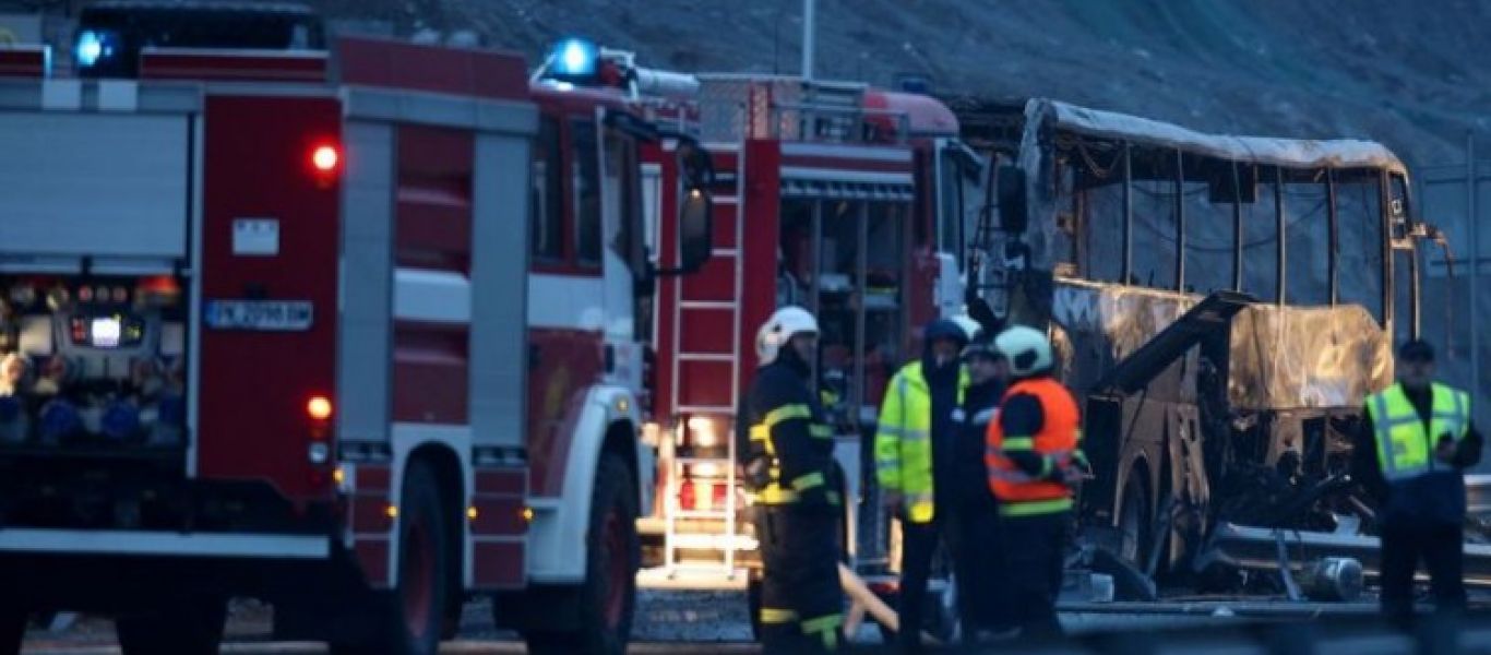 Βουλγαρία: 46 νεκροί από φωτιά σε λεωφορείο -Ανάμεσά τους 12 παιδιά (βίντεο)