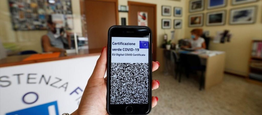 Ιταλία:Σούπερ πάσο για εμβολιασμένους διάρκειας 9 μηνών – Καθημερινά rapid test για ανεμβολίαστους