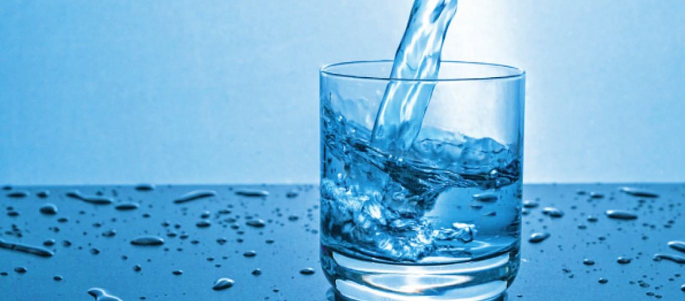 Έτσι θα υπολογίζετε καλύτερα πόσο νερό να πίνετε καθημερινά