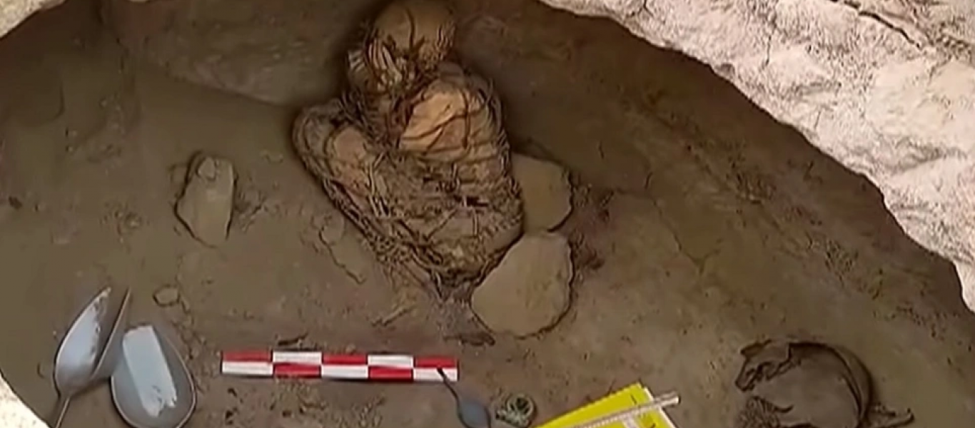 Σημαντική ανακάλυψη στο Περού: Βρέθηκε μούμια τουλάχιστον 800 ετών (βίντεο)