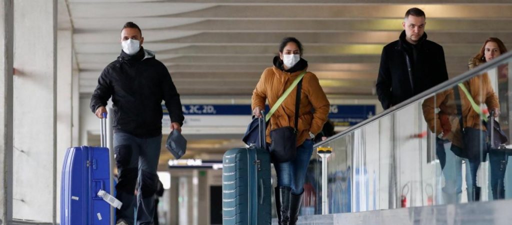 Κορωνοϊός: «Συνάχι» για όποιον νοσήσει για δεύτερη φορά