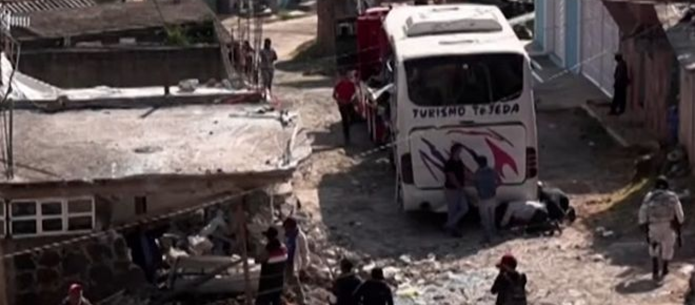 Τροχαίο δυστύχημα με λεωφορείο στο Μεξικό – 19 νεκροί & 32 τραυματίες (φώτο)