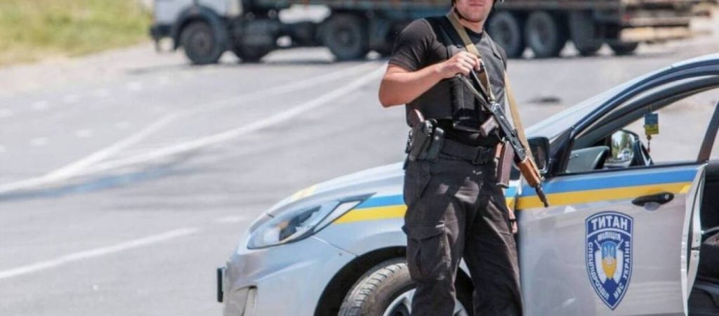 Κίεβο: Άγρια επίθεση με ρόπαλα σε γκέι μπαρ – 12 συλλήψεις