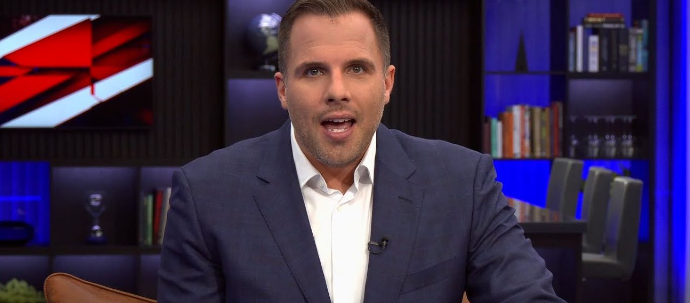 D.Wootton: «Σας λένε ψέματα για τον Covid-19 – Τρομοκρατούν για να εισάγουν τον υποχρεωτικό εμβολιασμό έως τον Απρίλιο»