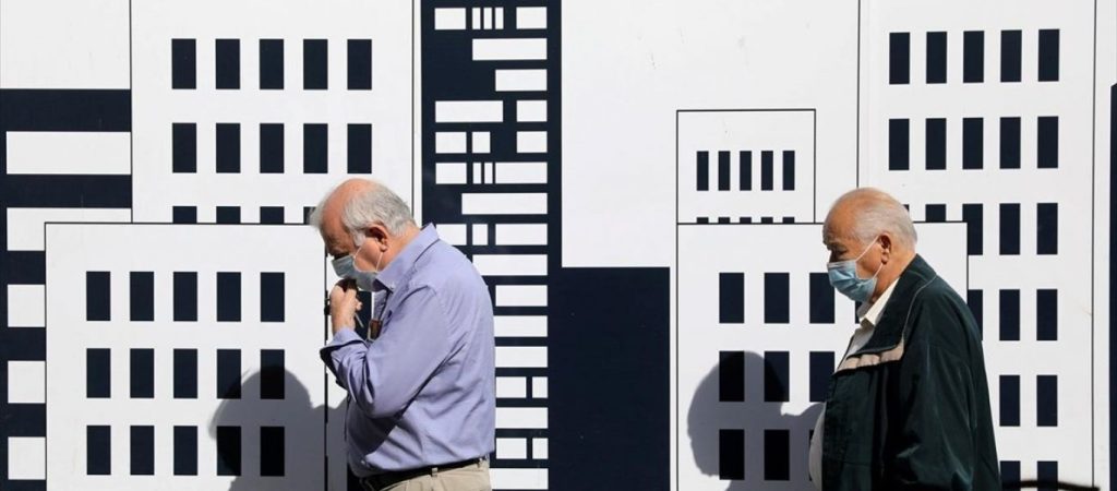 Εβδομάδα ανακοινώσεων: Τέλος οι εξωτερικοί χώροι εστίασης για τους ανεμβολίαστους – Τρία rapid test την εβδομάδα