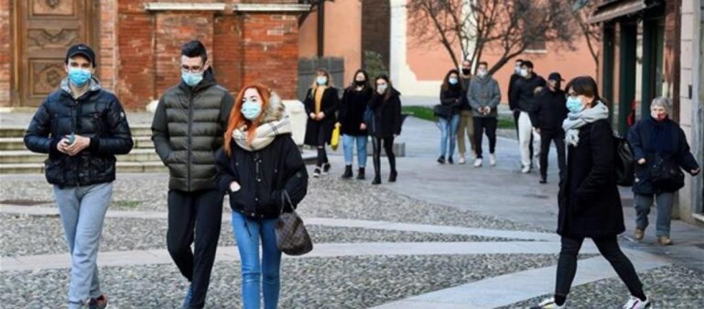 Η Νορβηγία παίρνει μέτρα για την μετάλλαξη Όμικρον – Υποχρεωτική η χρήση μάσκας σε χώρους με συνωστισμό
