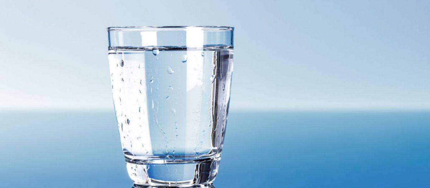 Έντονο αίσθημα δίψας – Τι προβλήματα υγείας μπορεί να κρύβονται