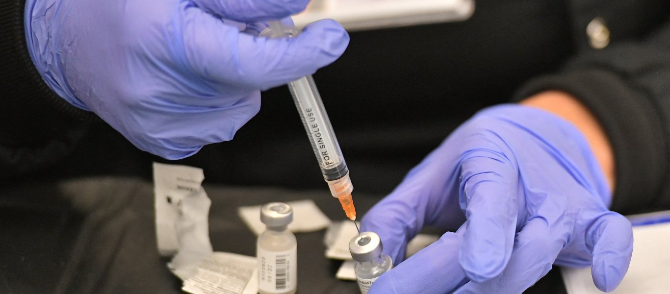 Ε.Κιαγιά: «Κάνουμε “ληγμένα” εμβόλια – Οι εμβολιασμένοι μεταλλάσσουν τον ιό πολύ πιο γρήγορα»
