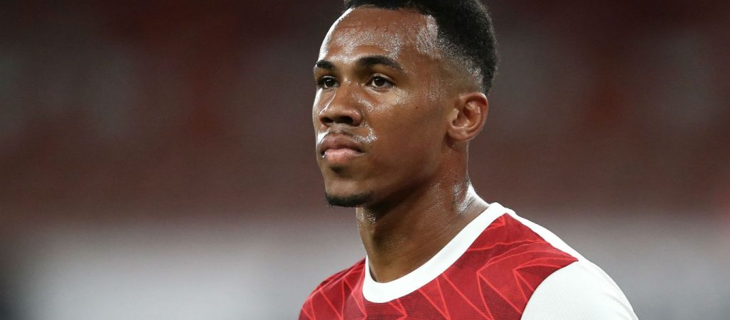 Η στιγμή που ο Γκάμπριελ της Άρσεναλ δέχεται επίθεση από ληστές με ρόπαλα (βίντεο)