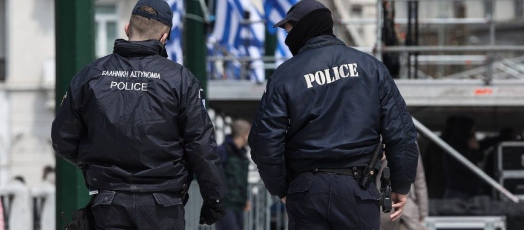 Θεσσαλονίκη: Η Αστυνομία συνέλαβε  τέσσερα άτομα που έκαναν έλεγχο σε σημείο πραγματοποίησης rapid-test