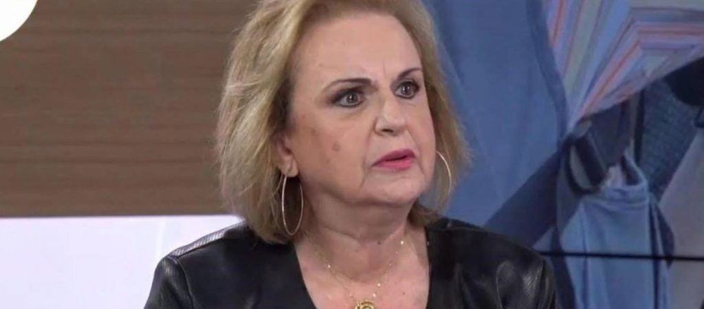 Η Μ. Παγώνη σε «μεγάλα κέφια» σε νέα τηλεοπτική εμφάνιση: «Να πάτε να εμβολιαστείτε αμέσως»