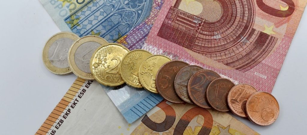 Κατατέθηκε η τροπολογία για το κοινωνικό μέρισμα – Οι δικαιούχοι