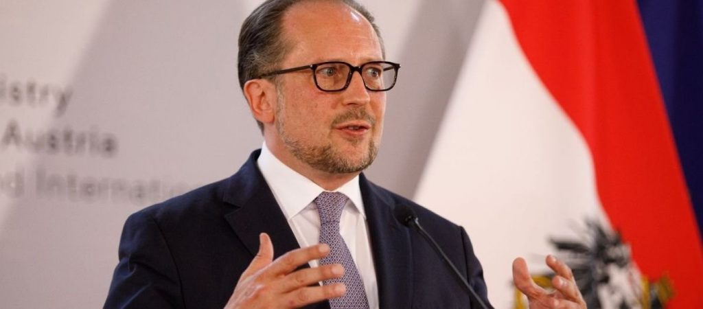 Αυστρία: Παραιτείται και ο υπηρεσιακός καγκελάριος Αλεξάντερ Σάλενμπεργκ