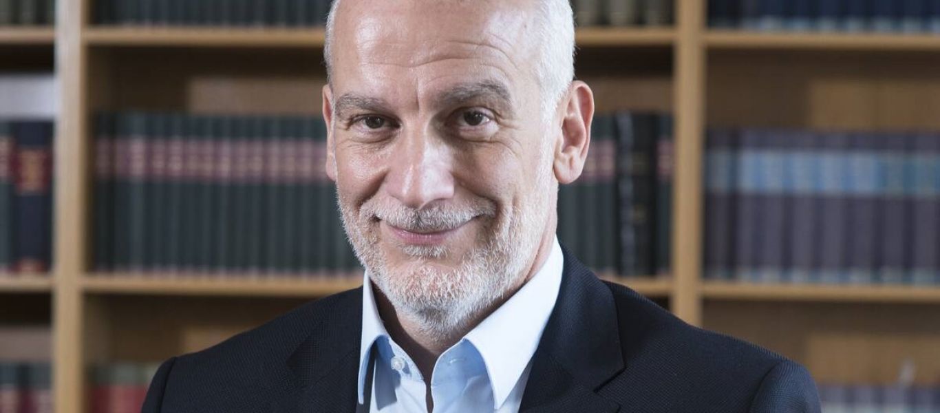 «Ειδικός» Α.Τσάκρης: «Νέο εμβόλιο για την Όμικρον – Να κάνουμε στους τέσσερις μήνες την τρίτη δόση»