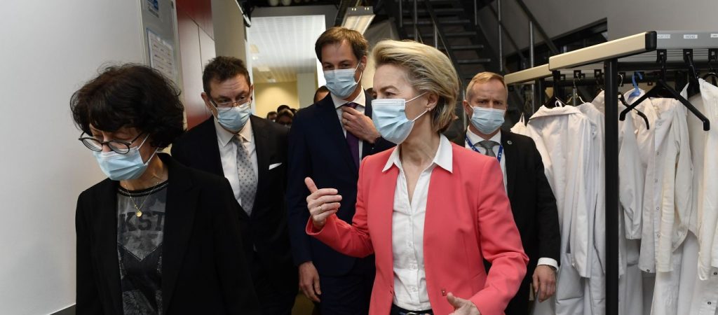 Σύνοδος Κορυφής: Έρχεται η απόλυτη δυστοπία στην ΕΕ – Υποχρεωτικός εμβολιασμός ανά τρεις μήνες!