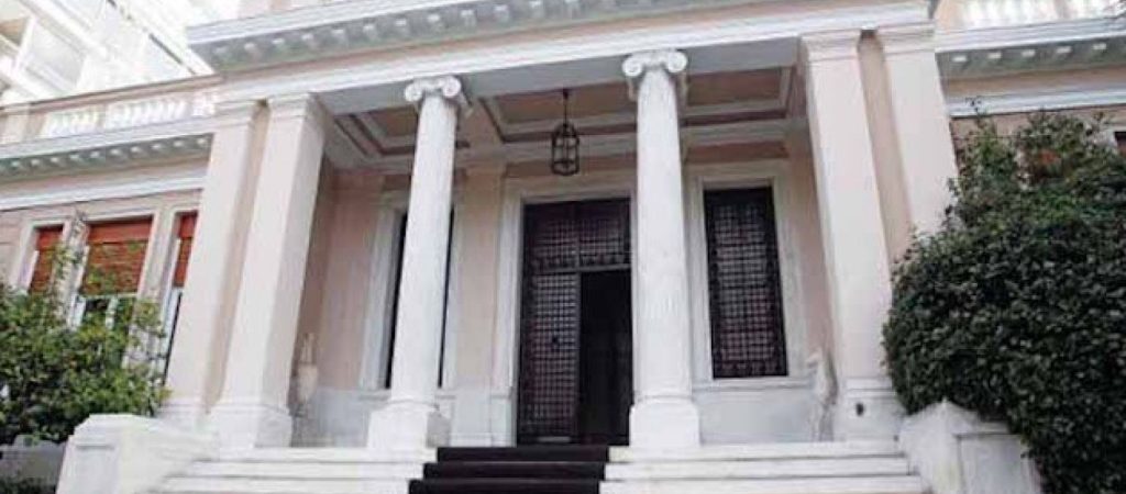 Κυβέρνηση για εκλογές στο ΚΙΝΑΛ: «Η μαζική συμμετοχή των πολιτών στην πολιτικές διαδικασίες αποτελεί θετικό γεγονός»