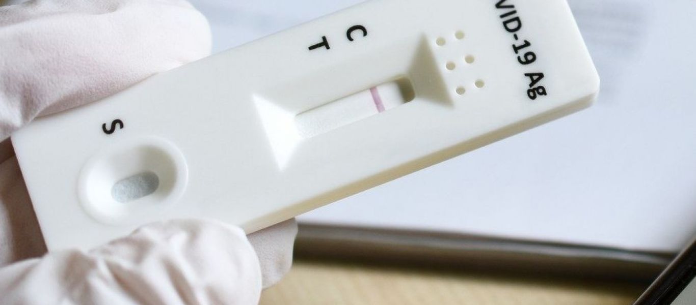 Self test: Από σήμερα η δωρεάν διάθεσή τους σε όλους τους ενήλικες – Πώς θα δίνονται