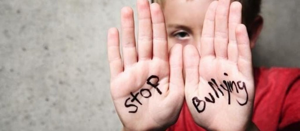 Θύμα bullying 8χρονος από συμμαθητές του – Τον έστειλαν στο νοσοκομείο με πόνο στο νεφρό