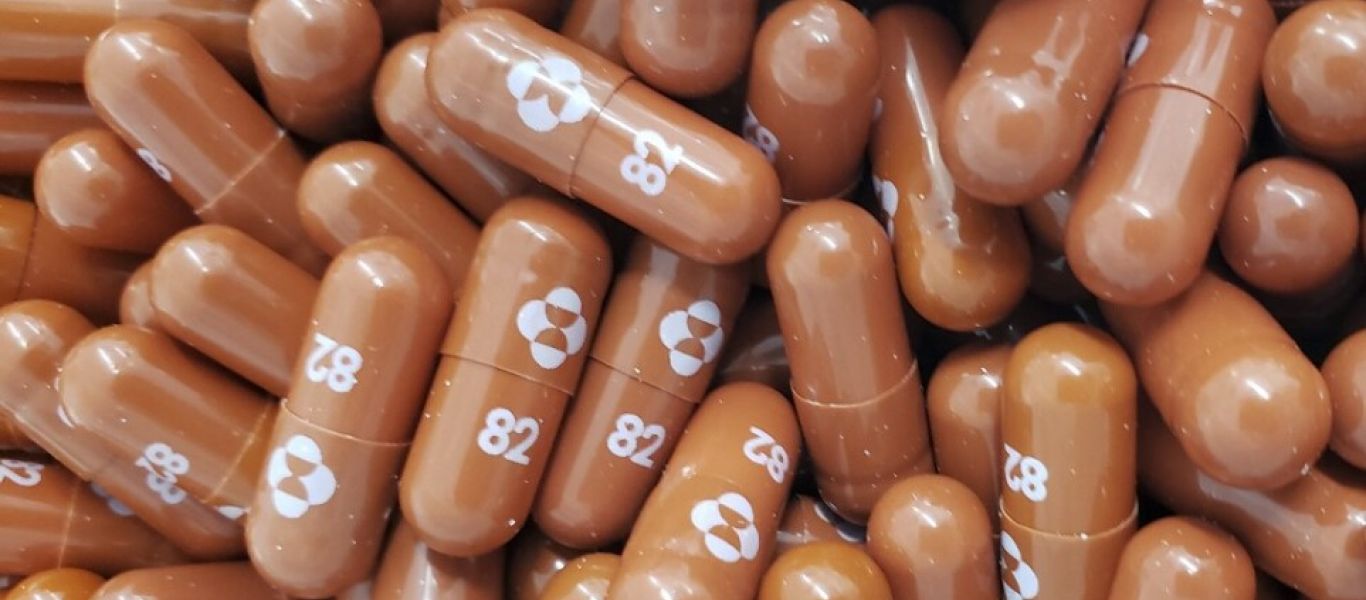 Βρετανία: Ξεκινά η χορήγηση του χαπιού της Merck κατά του κορωνοϊού – Απομάκρυνση από τα εμβόλια;