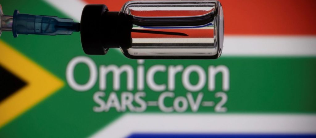 Νότια Αφρική: Ο πρόεδρος της χώρας – πατρίδα της Όμικρον λέει πως κανείς δεν θα υποχρεωθεί να εμβολιαστεί