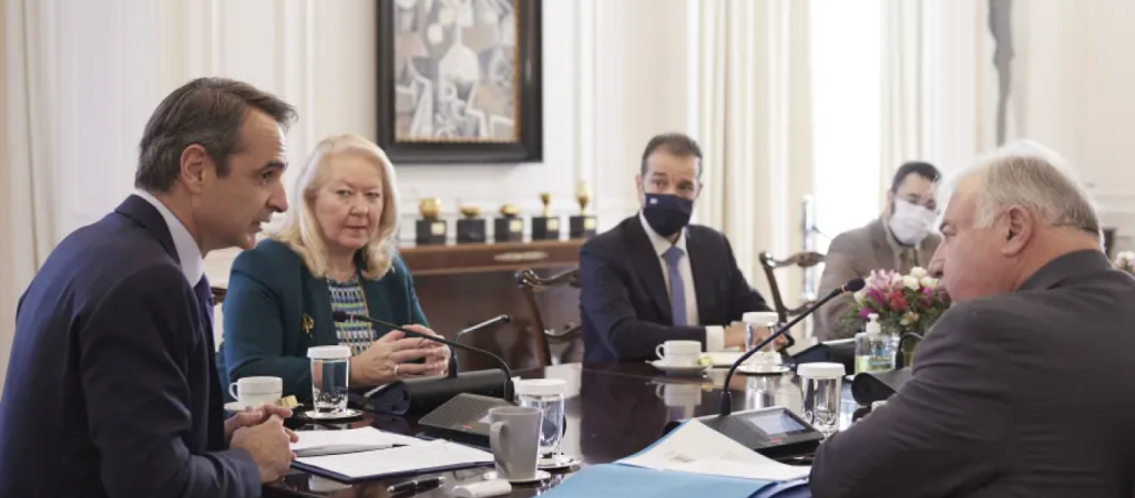 Συνάντηση Μητσοτάκη με την αντιπροσωπεία της Γαλλικής Γερουσίας στο Μέγαρο Μαξίμου – Τι συζητήθηκε;