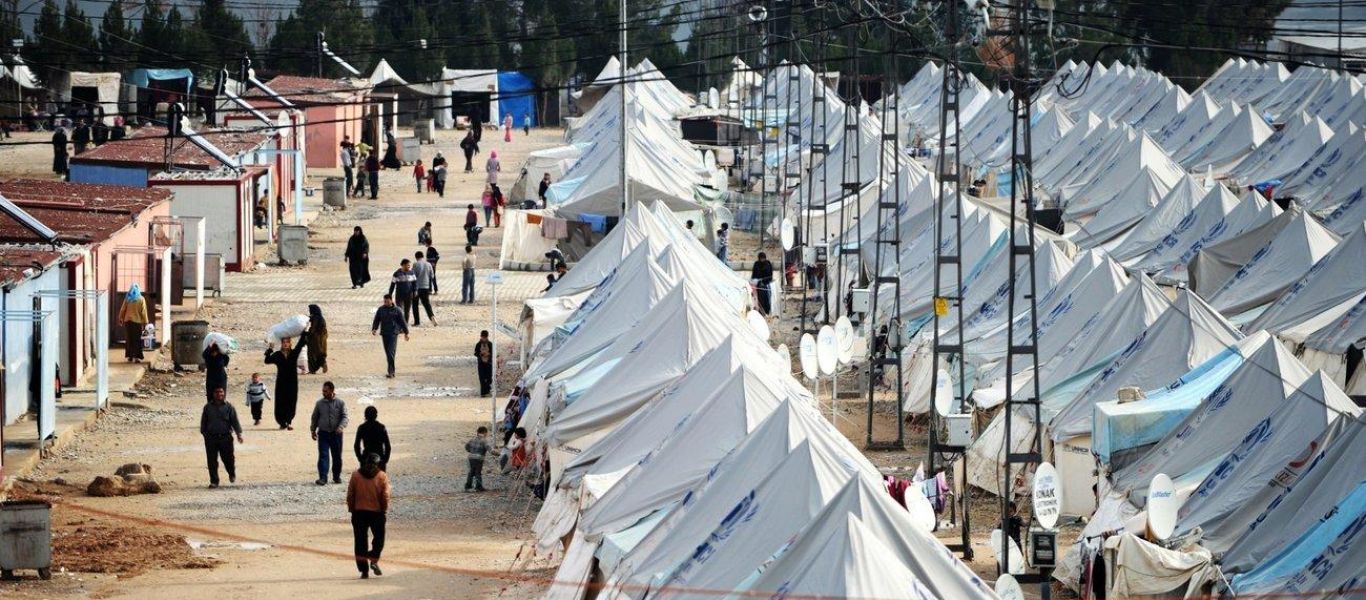 Νέες δομές παράνομων μεταναστών ετοιμάζει η κυβέρνηση – Δωρεά από Δανία