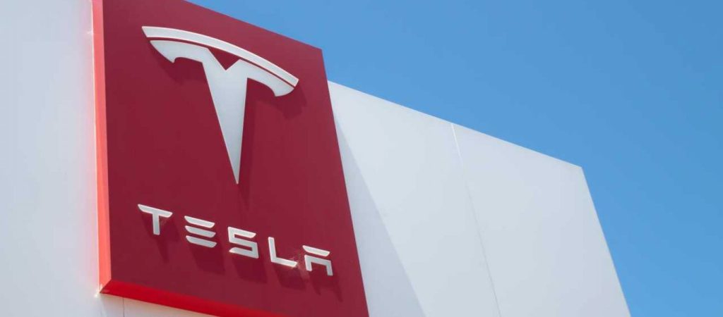ΗΠΑ: Υπάλληλος της Tesla κατέθεσε αγωγή για σεξουαλική παρενόχληση