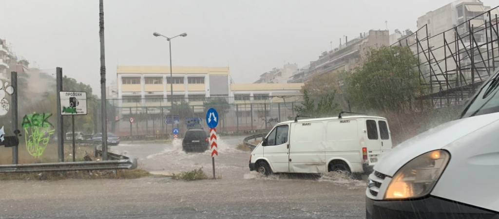 Στο έλεος της κακοκαιρίας η Ήπειρος – Πού υπάρχουν προβλήματα στην κυκλοφορία