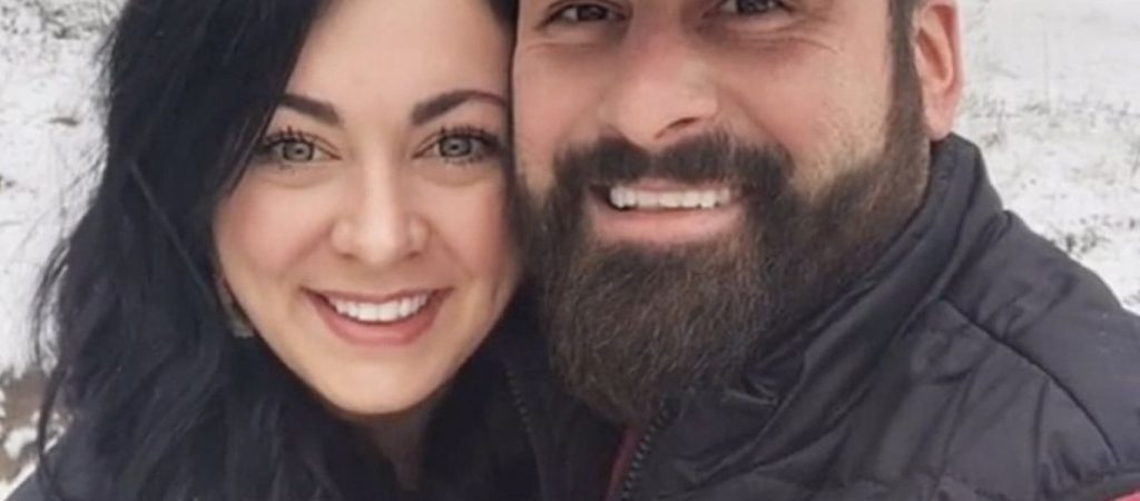 Δεν το λες και «τύχη βουνό»: Μετέδωσε live την ώρα που έκανε σεξ με τον άντρα της – Μπήκε και ο πατέρας της