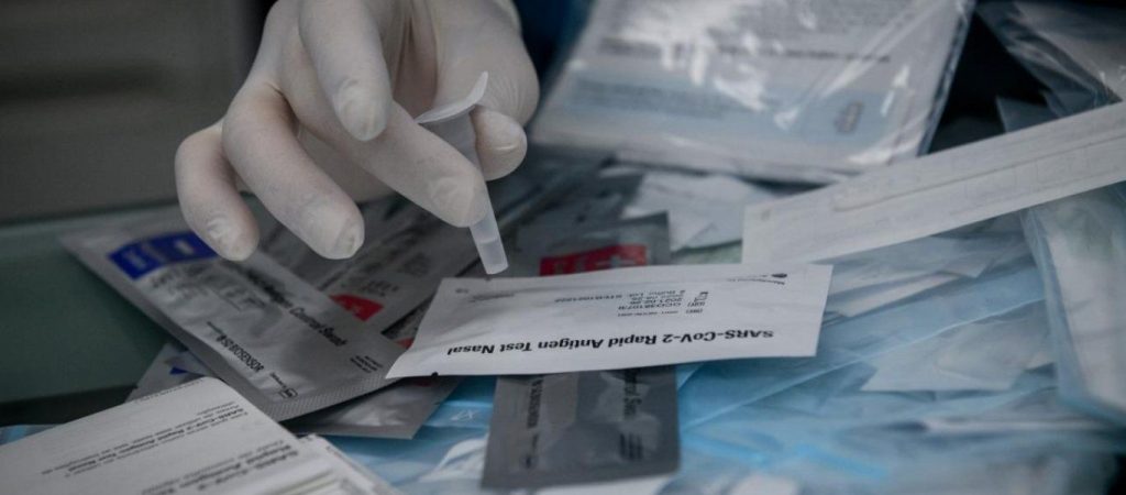 Προβλήματα στη διάθεση των δωρεάν self test καταγγέλλει ο ΦΣΘ – «Δεν έχουμε λάβει σαφείς οδηγίες»