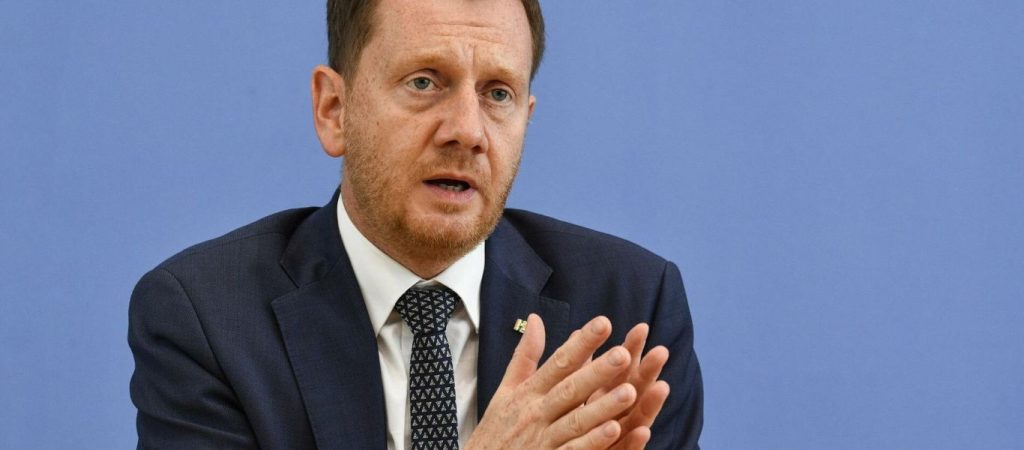 Γερμανία: Ο πρωθυπουργός της Σαξονίας δέχθηκε απειλές για τη ζωή του