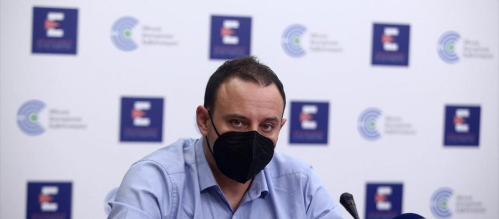 Γκ.Μαγιορκίνης: «Περιμένουμε ραγδαία αύξηση των κρουσμάτων με τη μετάλλαξη Όμικρον»