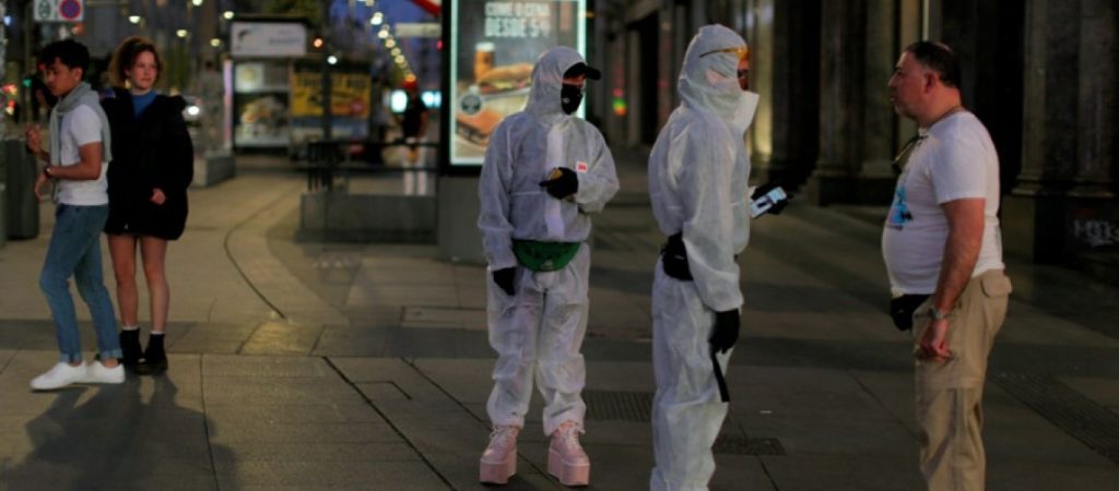 Ισπανία: Υποχρεωτική η τρίτη δόση του εμβολίου και για τους άνω των 40