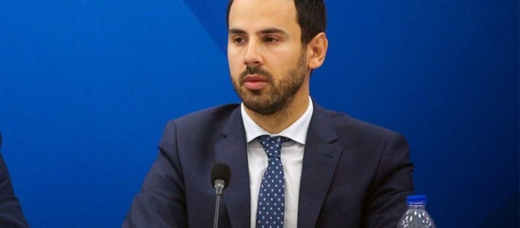 Ο Ν.Ρωμανός «τρέχει να καλύψει» την κυβέρνηση μετά τη μελέτη Τσιόδρα-Λύτρα και μιλά… «για πολύ μικρό δείγμα»