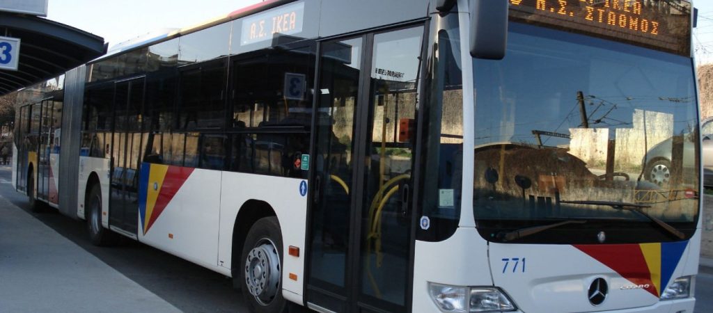 Θεσσαλονίκη: 60χρονος λιποθύμησε «ξαφνικά» μέσα σε λεωφορείο – Τον παρέλαβε το ΕΚΑΒ