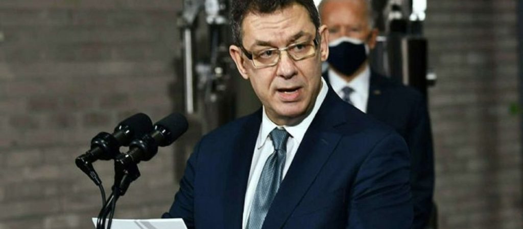 Α.Μπουρλά: «Έρχεται ειδικό εμβόλιο για την μετάλλαξη Όμικρον τον Μάρτιο – Την άνοιξη θα είναι έτοιμο το χάπι»