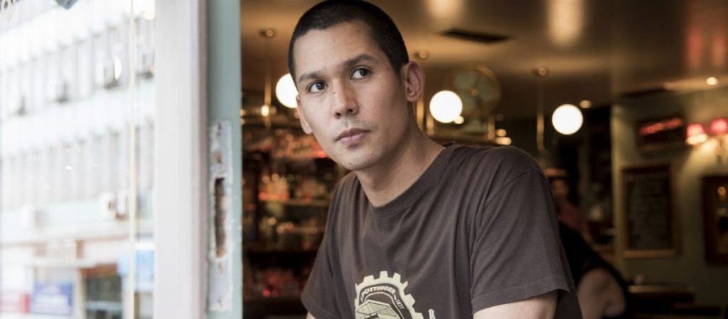 Αγνώριστος με μακριά μαλλιά 13 χρόνια πριν ο Σωτήρης Κοντιζάς (φώτο)