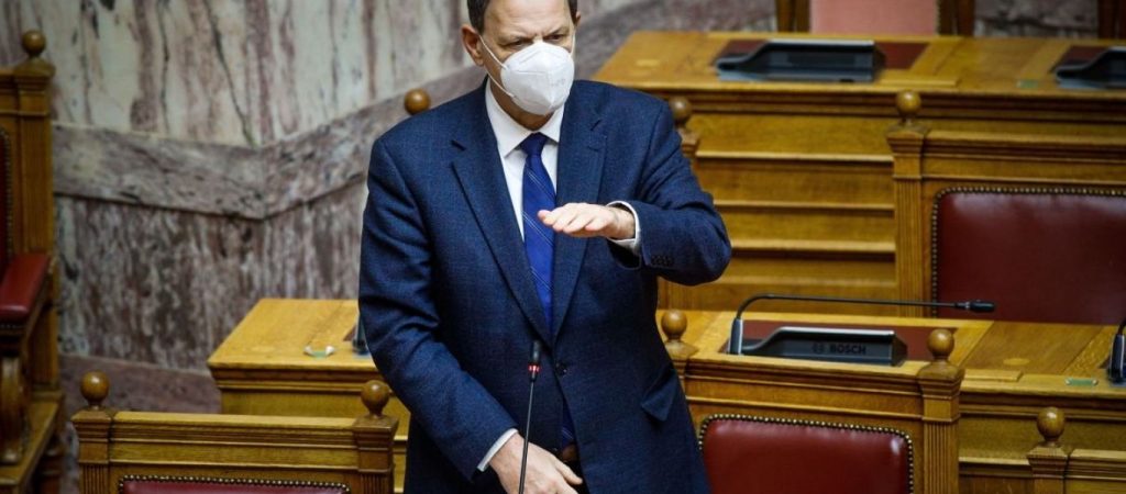 Βουλή: Αντιπαράθεση  Θ. Σκυλακάκη – Γ. Ραγκούση για τον προϋπολογισμό