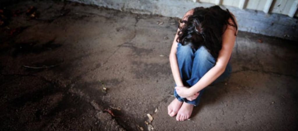 H καταγγελία της Α.Παληού – Tην αποπλάνησε γνωστός δικηγόρος στα 14 της