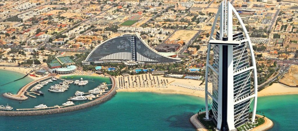 Τα HAE καθιερώνουν τετραήμερη εργασία από 1η Ιανουαρίου