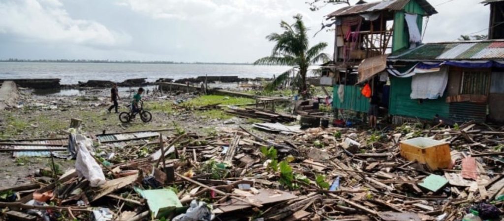 Φιλιππίνες: Φονικός ο τυφώνας «Ράι» – Τουλάχιστον 108 νεκροί