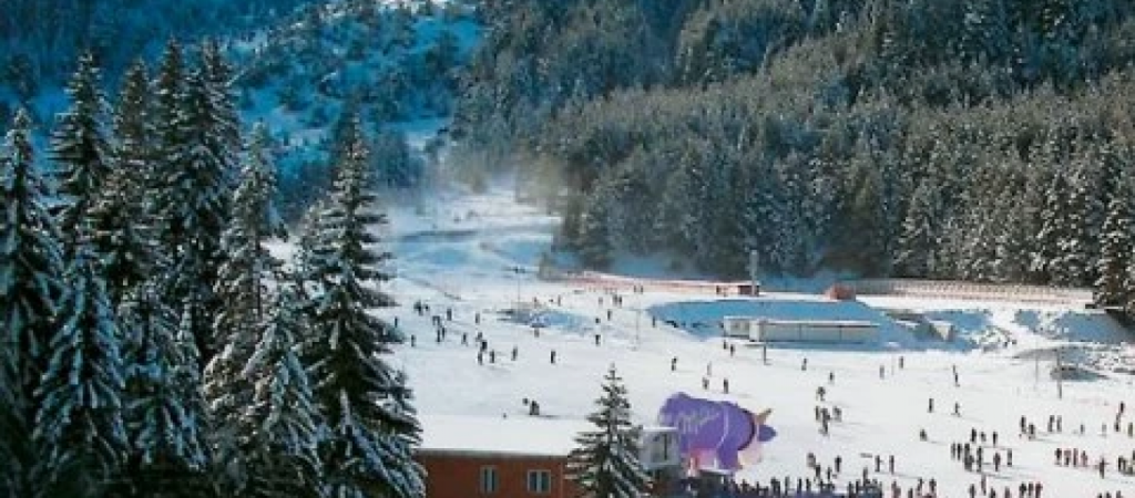 Στην Ελλάδα τα μέτρα σφίγγουν τα χιονοδρομικά – Η Βουλγαρία ετοιμάζεται για διπλάσιους τουρίστες