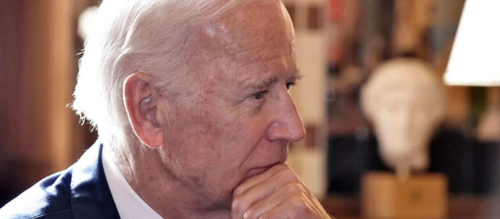 Ο Τ.Μπάιντεν θα ανακοινώσει μέτρα λόγω Όμικρον – Θα συμπεριλάβει και τους εμβολιασμένους