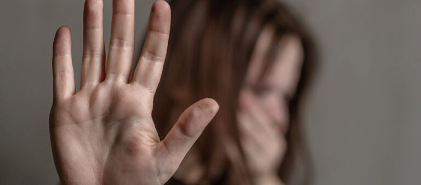 Έδεσσα: Συνελήφθη ο 33χρονος που ξυλοκόπησε άγρια την 17χρονη σύντροφό του στη μέση του δρόμου