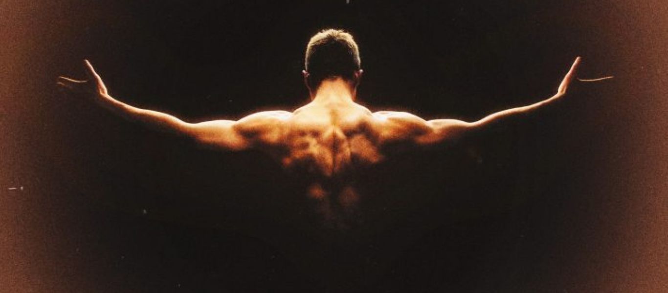 Παλαιστής μαχαίρωσε στο κεφάλι διαιτητή κατά τη διάρκεια αγώνα! (βίντεο)