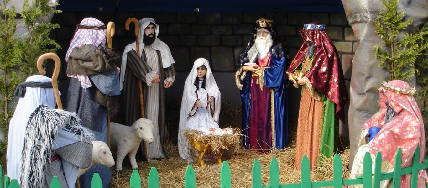 Άγνωστοι έστησαν σεξουαλική σκηνή σε χριστουγεννιάτικη φάτνη στην Πάτρα